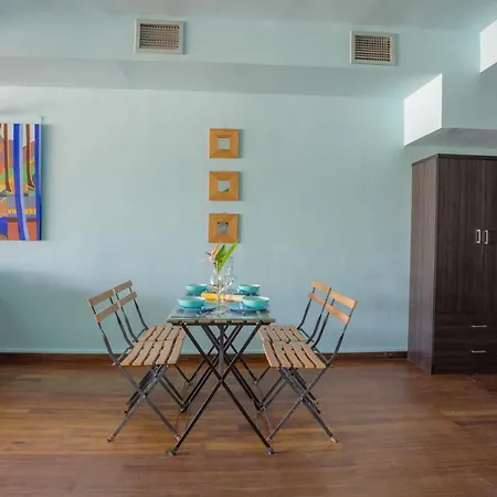 Out Of The Blue Lägenhet Nidhrion