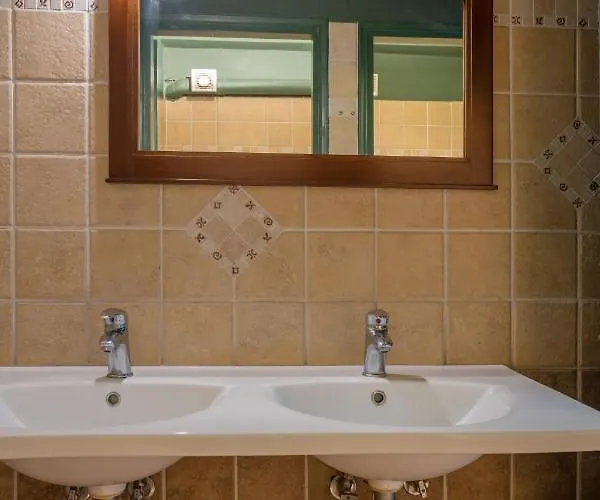 Out Of The Blue * Nydri (Lefkada)